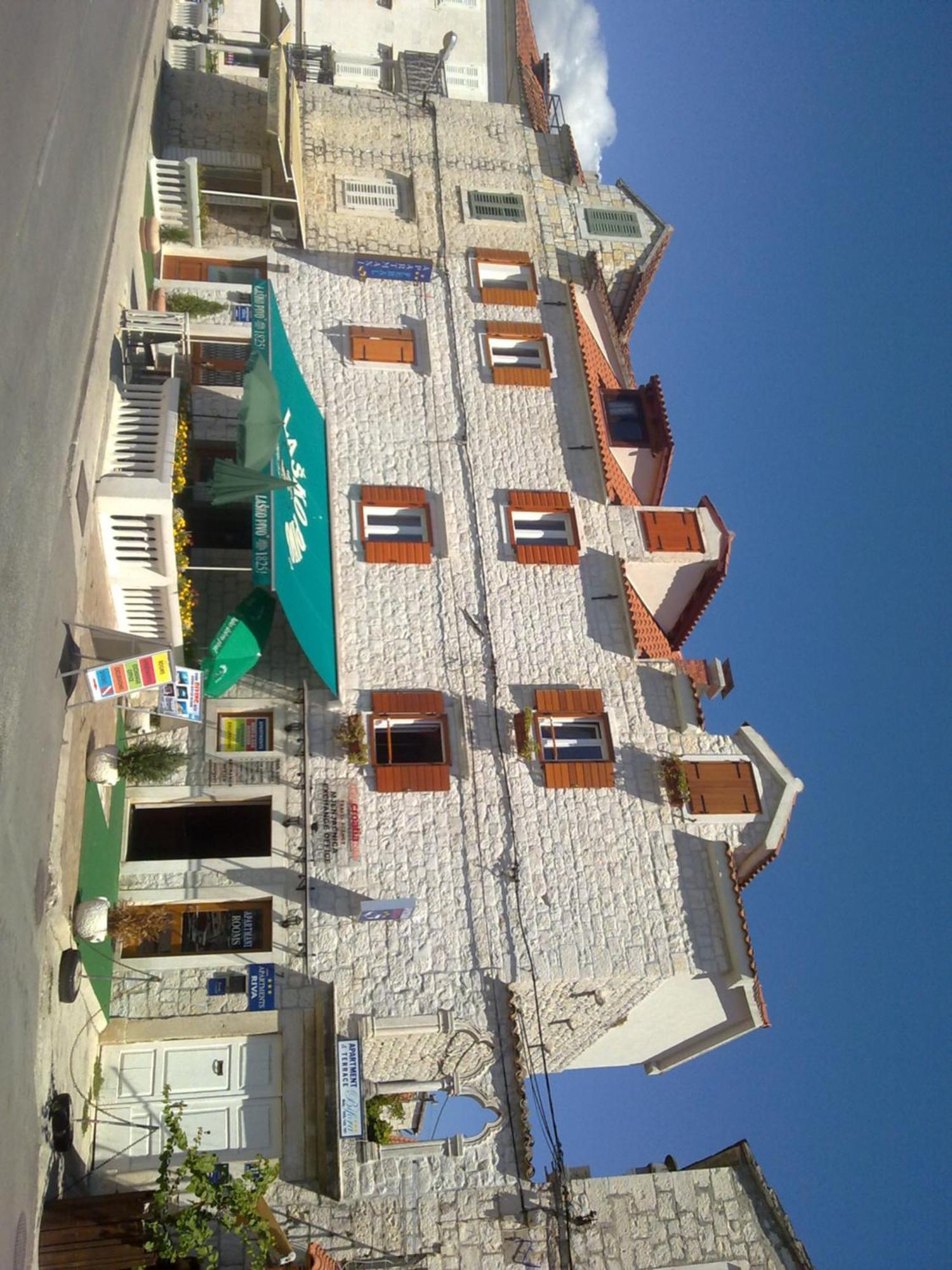 Apartments Feral Trogir Bagian luar foto